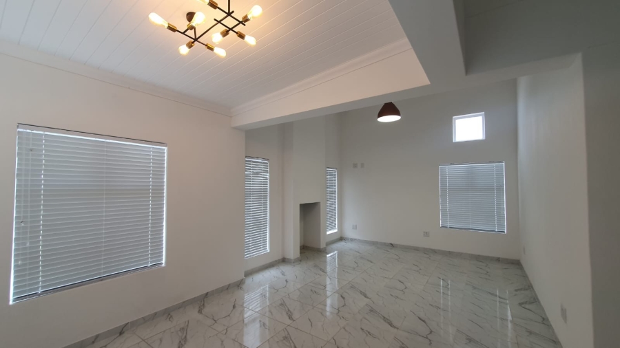 2 Bedroom Property for Sale in Lampiesbaai Western Cape